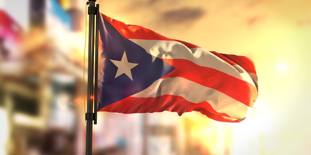 Senators Accuse Cryptocurrency Billionaires of Evading Puerto Rican Tax Investigation