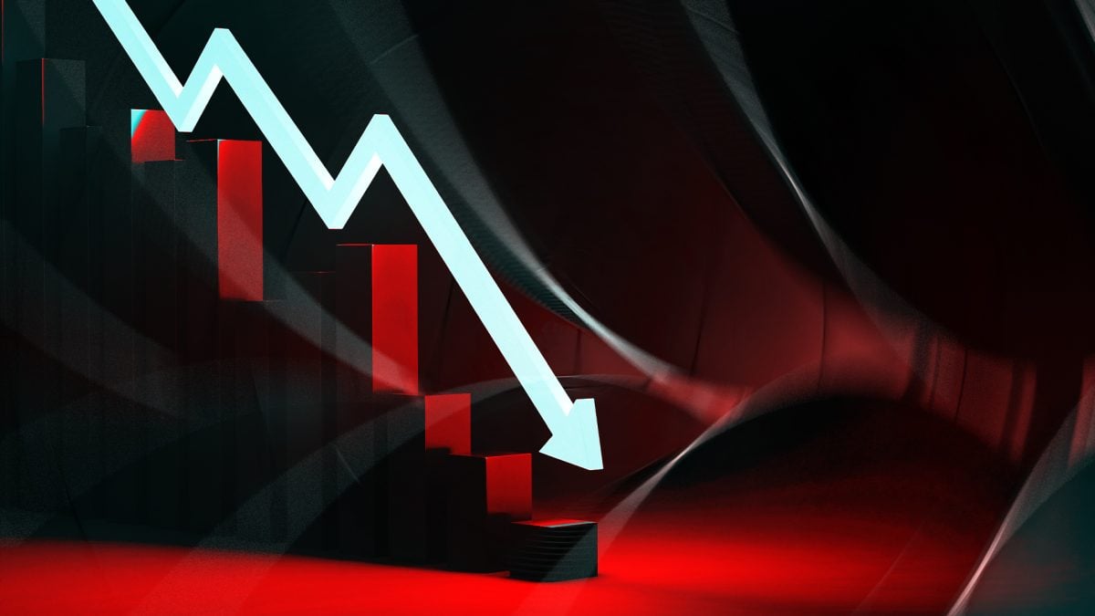 Bitcoin Price Drops Below 2,000 as ETF outflows and weakened risk appetite weigh on prices